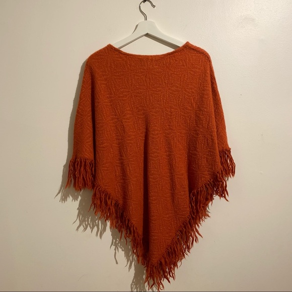 Alpaca Wool Poncho Made in Bolivia - Picture 8 of 16